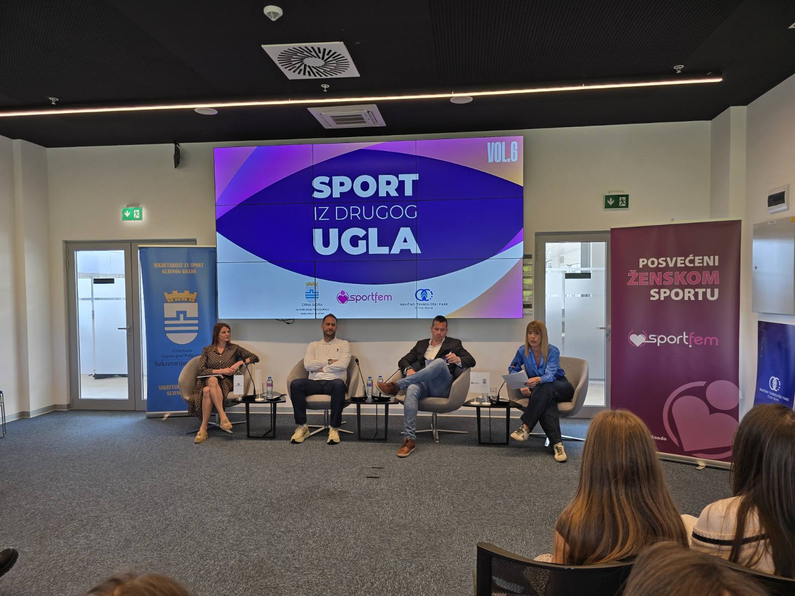 Učenici Gimnazije Podgorica na konferenciji „Sport iz drugog ugla“